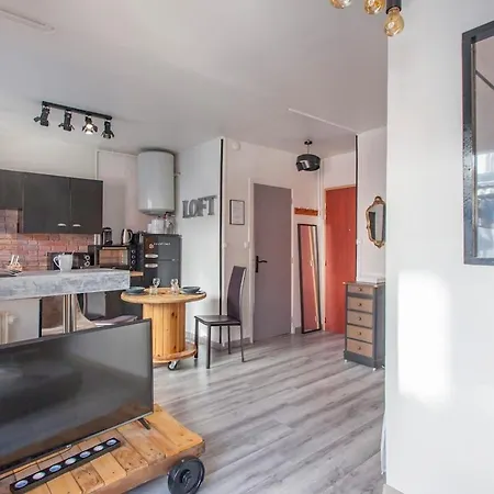 Montagnes Russes Apartman *